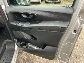 Mercedes Vito 114 CDI 136pk 9-Traps aut + f1 Lang - nap - navi - camera - airco - cruise - bleutooth - pdc v+a picture 51