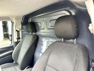 Mercedes Vito 114 CDI 136pk 9-Traps aut + f1 Lang - nap - navi - camera - airco - cruise - bleutooth - pdc v+a picture 41