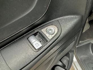 Mercedes Vito 114 CDI 136pk 9-Traps aut + f1 Lang - nap - navi - camera - airco - cruise - bleutooth - pdc v+a picture 37