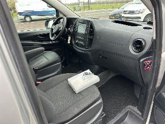 Mercedes Vito 114 CDI 136pk 9-Traps aut + f1 Lang - nap - navi - camera - airco - cruise - bleutooth - pdc v+a picture 19