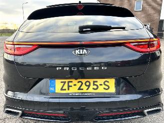 Kia Proceed 1.4 T-GDI 140pk 7-Traps aut GT-Line - nap - pano - front + line assist - stuur + stoelverw - cam - navi - keyless picture 6
