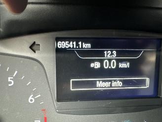 Ford Fiesta 1.0 EcoBoost Connected 5drs - 69dkm nap - navi - line + park assist - pdc v+a - airco - cruise - rijdbaar picture 25