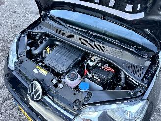 Volkswagen Up! 1.0i 65pk BMT 5drs - nap - clima - camera - cruise - pdc - licht + regensensor - line assist picture 11
