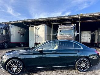 Vaurioauto  passenger cars Mercedes C-klasse 220d Business Solution 2019/1