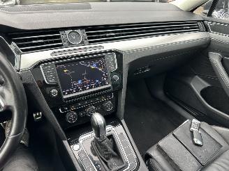 Volkswagen Passat 2.0 Bi-TDI 4Motion 239pk aut R-Line - pano - 360cam - massage - leer - virtual - keyless - front + line + side assist picture 17