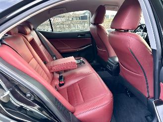 Lexus IS 300h 181pk aut Hybrid Sport Edition - nap - 1e eig - nav - camera - rood leer - stoelverw - keyless - facelift picture 26