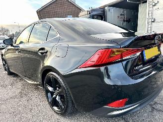 Lexus IS 300h 181pk aut Hybrid Sport Edition - nap - 1e eig - nav - camera - rood leer - stoelverw - keyless - facelift picture 7