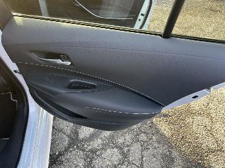 Toyota Corolla Gereserveerd Touring sports hybrid 140 aut executive pano - virtual - jbl - hud - keyless entry + start - front + line + side assist picture 39