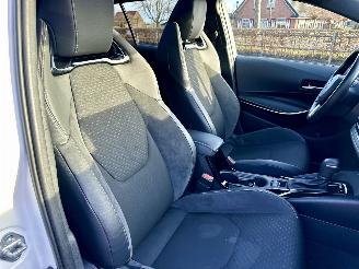 Toyota Corolla Gereserveerd Touring sports hybrid 140 aut executive pano - virtual - jbl - hud - keyless entry + start - front + line + side assist picture 37