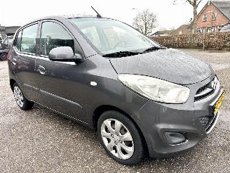 Hyundai I-10 1.1 i-Drive 69pk Cool 5drs - 62dkm nap - airco - elektr ramen - facelift - aux - usb - radio cd - rijdbaar picture 4