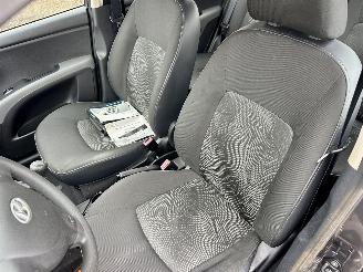 Hyundai I-10 1.1 i-Drive 69pk Cool 5drs - 62dkm nap - airco - elektr ramen - facelift - aux - usb - radio cd - rijdbaar picture 16