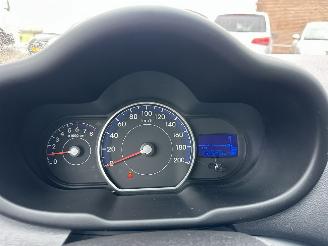 Hyundai I-10 1.1 i-Drive 69pk Cool 5drs - 62dkm nap - airco - elektr ramen - facelift - aux - usb - radio cd - rijdbaar picture 31