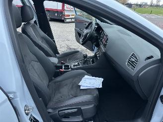 Seat Leon 1.5 TSI 131pk FR Ult Ed - pano - 78dkm - facelift - virtual - front assist - sfeerverl - pdc v+a - alarm - nardo grey picture 80