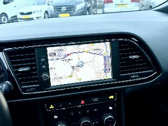 Seat Leon 1.5 TSI 131pk FR Ult Ed - pano - 78dkm - facelift - virtual - front assist - sfeerverl - pdc v+a - alarm - nardo grey picture 31