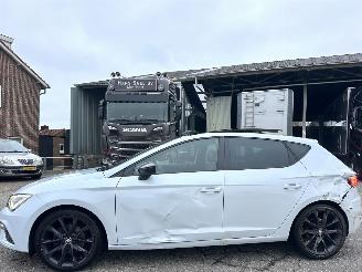 Coche accidentado Seat Leon 1.5 TSI 131pk FR Ultimate Edition 2020/1