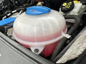 Volkswagen Transporter 2.0 TDI 150pk 6-bak euro.6 L2/H1 Highline 3Pers - nap - 1e eig - navi - airco - cruise - carplay - pdc - trekh picture 72