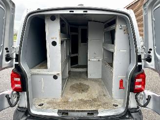 Volkswagen Transporter 2.0 TDI 150pk 6-bak euro.6 L2/H1 Highline 3Pers - nap - 1e eig - navi - airco - cruise - carplay - pdc - trekh picture 15