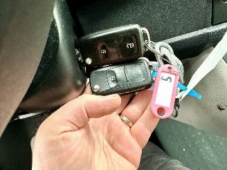 Volkswagen Transporter 2.0 TDI 150pk 6-bak euro.6 L2/H1 Highline 3Pers - nap - 1e eig - navi - airco - cruise - carplay - pdc - trekh picture 22