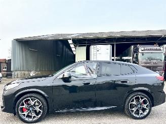 Vaurioauto  passenger cars BMW iX2 eDrive20 67kWh 204pk aut M-Sport 2024/5