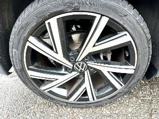 Volkswagen Golf 1.5 eTSI 162pk aut + f1 Style - nap - pano - virtual - massage - front + line + side + park assist - virtual picture 82