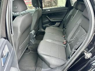 Volkswagen Polo 1.0 TSI 95pk aut + f1 Highline - nap - pano - sfeerverl - virtual - acc - front assist - carplay - pdc v+a picture 64