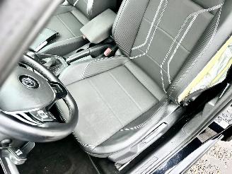 Volkswagen Polo 1.0 TSI 95pk aut + f1 Highline - nap - pano - sfeerverl - virtual - acc - front assist - carplay - pdc v+a picture 42