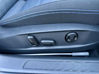 Volkswagen Passat 1.4 TSI 225pk AUT + F1 PHEV GTE Business sedan - massage - virtual - acc - front + line + side assist - facelift - elektr klep picture 31