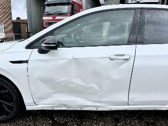 Volkswagen Golf 1.5 eTSI R-Line picture 12