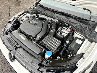 Volkswagen Golf 1.5 eTSI aut + f1 162pk R-Line - pano - hud - keyless - virtual - front + line + side + park assist picture 91