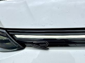 Volkswagen Golf 1.5 eTSI aut + f1 162pk R-Line - pano - hud - keyless - virtual - front + line + side + park assist picture 111