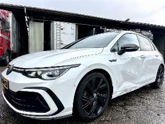 Volkswagen Golf 1.5 eTSI R-Line picture 2