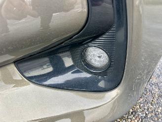 Toyota Yaris 1.5 Hybrid 115 automaat First Edition - nap - facelift - navi - camera - keyless - front + line assist - rijdbaar picture 101