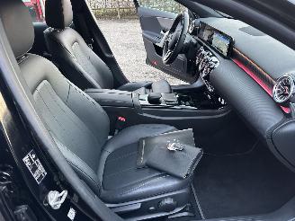 Mercedes A-klasse 180 136pk aut Bus.Sol. Luxury - nap - widescreen - leer - sfeerverl - front + line assist - camera - navi picture 63