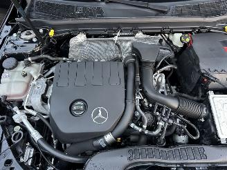 Mercedes A-klasse 180 136pk aut Bus.Sol. Luxury - nap - widescreen - leer - sfeerverl - front + line assist - camera - navi picture 86