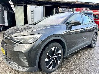 Volkswagen ID.4 Pro 77kWh 204pk aut - 92dkm nap - navi - cam - stuurverw - sfeerverl - keyless - front + line assist - standkachel picture 2