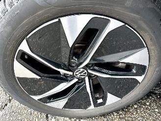 Volkswagen ID.4 Pro 77kWh 204pk aut - 92dkm nap - navi - cam - stuurverw - sfeerverl - keyless - front + line assist - standkachel picture 76