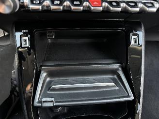 Peugeot 2008 1.2 Turbo 131pk 6-bak PureTech Allure - nap - navi - carplay - clima - cruise - pdc - line assist - trekh picture 42