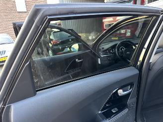 Kia e-Niro 64kWh 204pk aut + f1 DynamicPlusLine - nap - schuifdak elektr - keyless - front + line assist - stuur + stoelverw picture 66