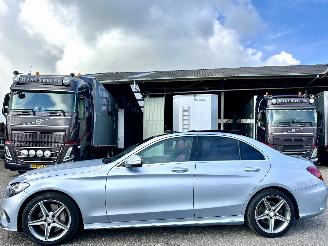 uszkodzony samochody osobowe Mercedes C-klasse 250 AMG 211pk aut + F1 sedan - pano - hud - luchtvering - burmester - 2013/12