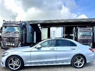 uszkodzony samochody osobowe Mercedes C-klasse 250 AMG 211pk aut + F1 sedan - pano - hud - luchtvering - burmester - 2013/12