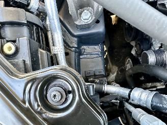 Volkswagen Polo 1.0 TSI 95pk aut + f1 Life 5drs - 69dkm nap - carplay - front + line assist - airco - cruise contr - virtual cockpit picture 70