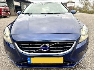 Volvo V-40 2.0 D4 190pk 6-bak Ocean Race Bus - pano - xenon - nap - navi - camera - pdc v+a - memory - trekh picture 3