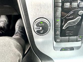 Volvo V-40 2.0 D4 190pk 6-bak Ocean Race Bus - pano - xenon - nap - navi - camera - pdc v+a - memory - trekh picture 35