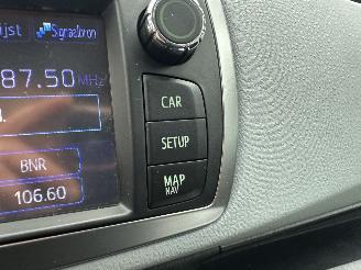 Toyota Yaris 1.5 Full Hybrid 89pk automaat Aspiration - nap - camera - clima + cruise contr - pdc - afn trek - boekjes + sleutels picture 48