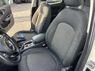 Mini Clubman Cooper 1.5T 136pk 6-traps aut - pano - nap - 1e eig - keyless entry + start - line assist - clima + cruise contr picture 20