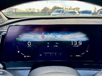 Kia Sportage 1.6T-GDI 154kw AWD Plug-In Hybrid aut + f1 Dyn.Line - nap - nav - camera - front + line assist - 19 inch picture 19