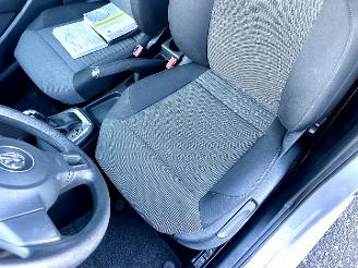 Volkswagen Polo Gereserveerd 1.4-16V 86pk dsg aut Comfortl 5drs - nap - airco - cruise - 4x elektr ramen - esp - boekjes + 2x sleutels op afstandbed picture 22