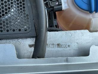 Volkswagen Polo Gereserveerd 1.4-16V 86pk dsg aut Comfortl 5drs - nap - airco - cruise - 4x elektr ramen - esp - boekjes + 2x sleutels op afstandbed picture 86