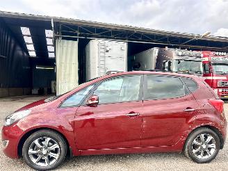 Schadeauto Hyundai Ix20 1.6i 125pk automaat Premium - nap - pano - 2015/8