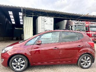 skadebil auto Hyundai Ix20 1.6i 125pk automaat Premium - nap - pano - leer - stuur + stoelverw - navi - camera - 1e eig - pdc v+a 2015/8